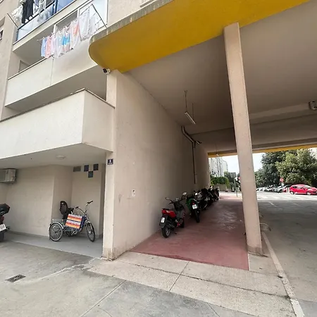 公寓 Dalmatinos Znjan