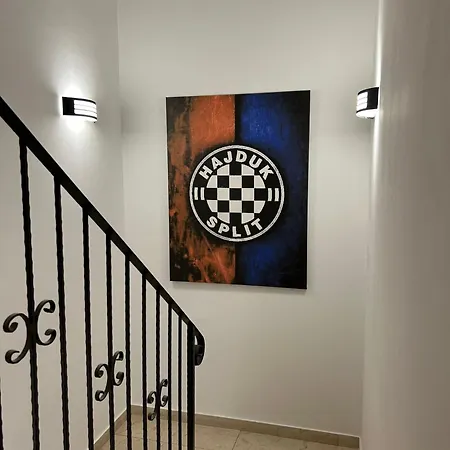 Dalmatinos Znjan アパート