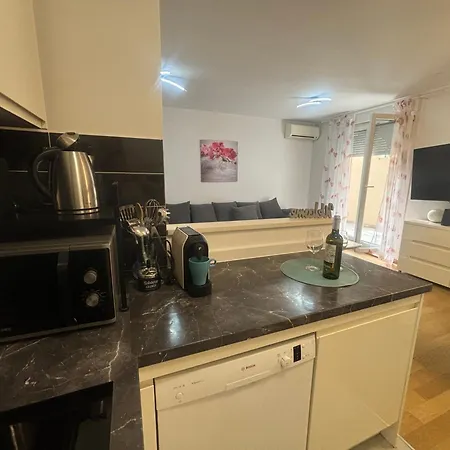 Dalmatinos Znjan Apartamento