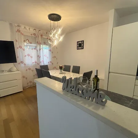 Apartamento Dalmatinos Znjan *