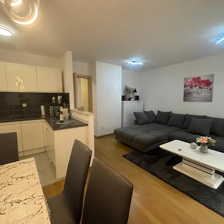 Apartamento Dalmatinos Znjan